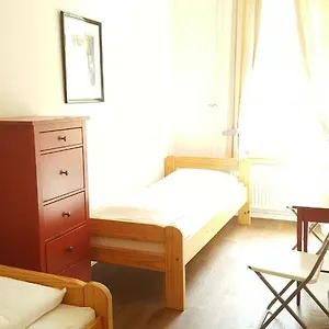 alcatraz-backpacker-hostel.find-berlin-hotels.com/